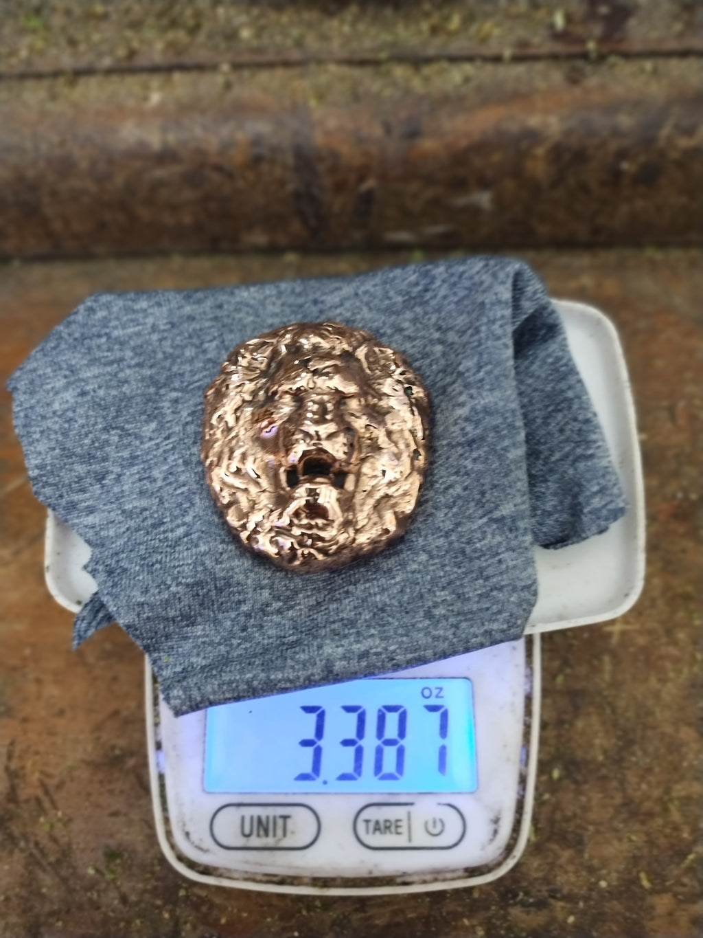 3.3 Ounce Hand Poured and Polished Lion Head Cast